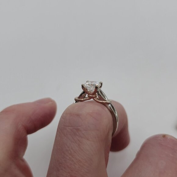 Size 5.5 Sterling Silver 6.5MM Moissanite Diamond Ring A2977